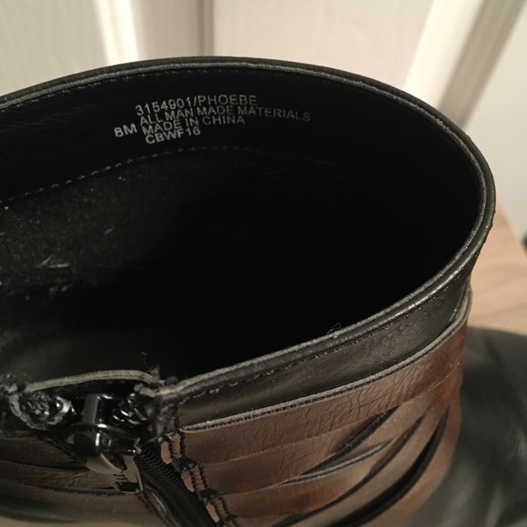 BEAUTIFUL! Sofft Phoebe Bootie - Picture 4 of 6